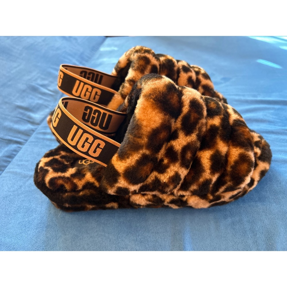 UGG Women's Fluff Yeah Slide Leopard Print Sheepskin Slippers - Butterscotch